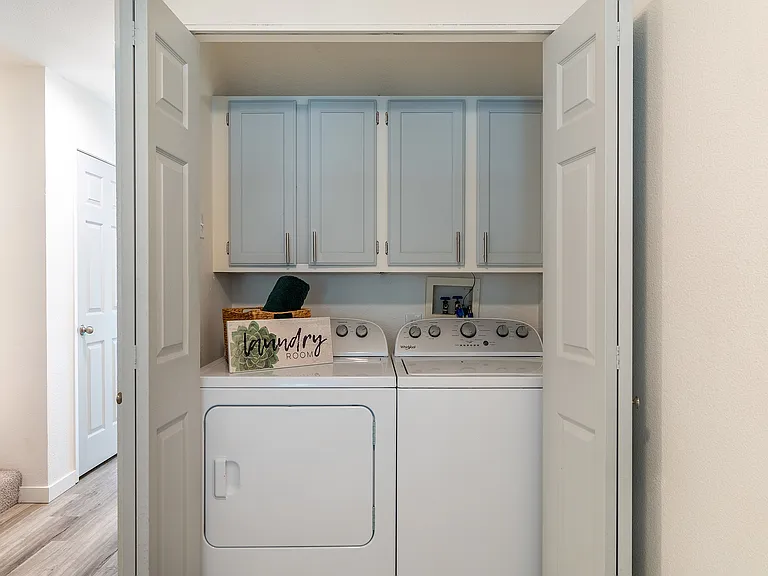 T-06 3x2.5 J 1240SQFT (1)