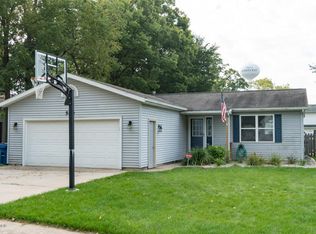 580 E Osterhout St, Schoolcraft, MI