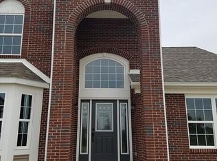 10679 Valley View Dr, Saline, MI