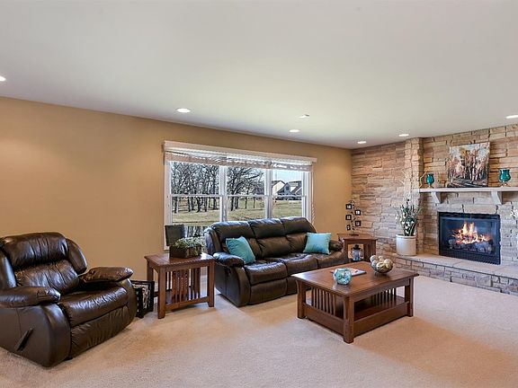 5th image of 294 E 127th Pl