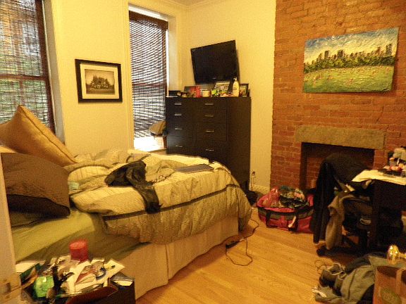2nd image of 83 Sullivan St #3