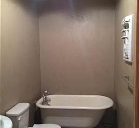 4th image of 1675 W Highland Dr