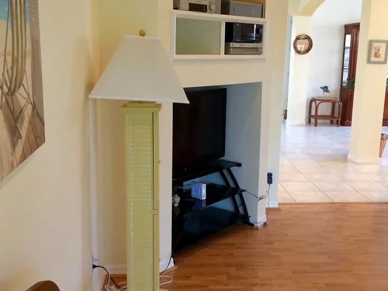 1357 Thornapple Dr — Photo 14