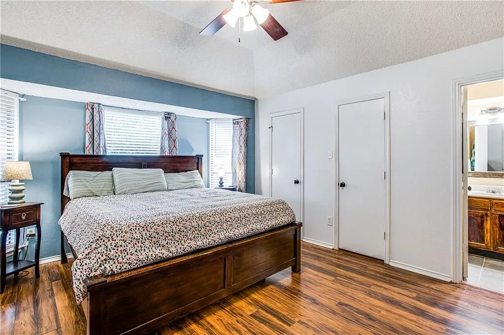 3 bed, 1434 sqft, $2,500 — Photo 4