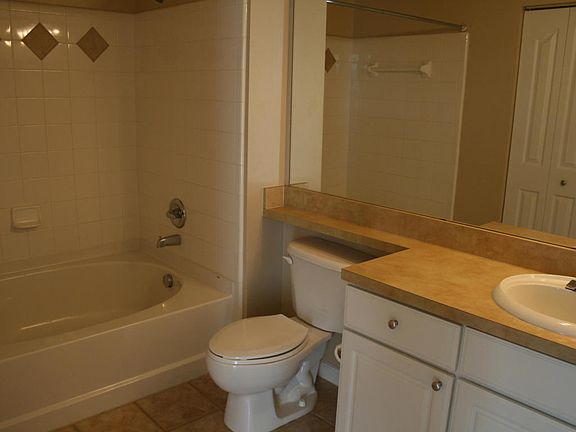3rd image of 7302 Myrtlewood Cir W #703