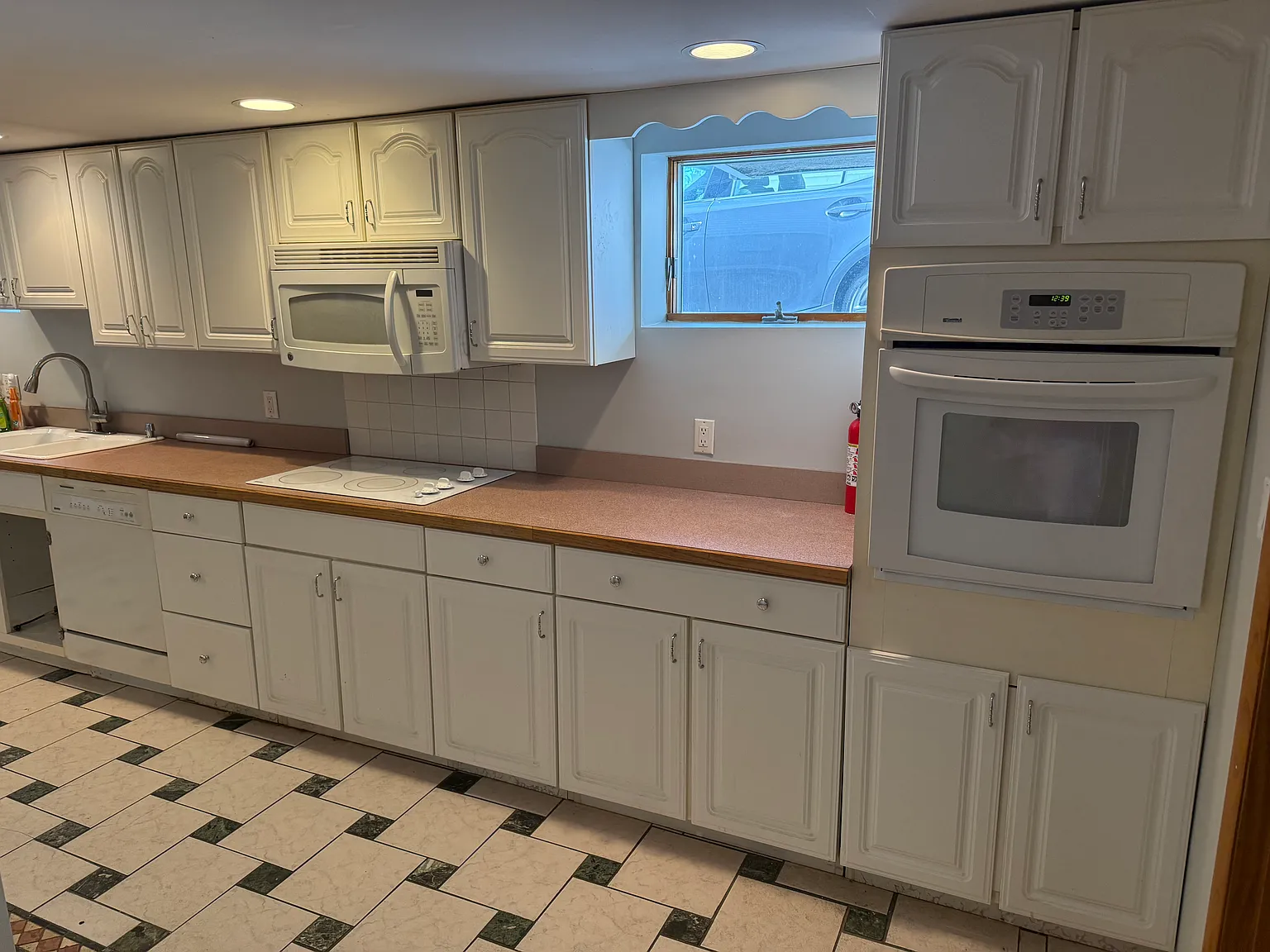 2 bed, 1204 sqft, $2,000 — Photo 2