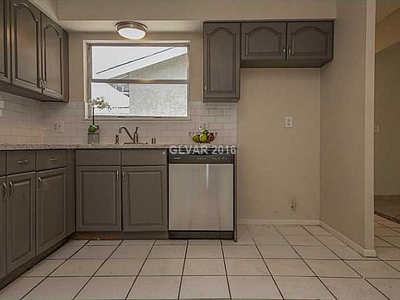 4th image of 4516 Prince Cary Ct