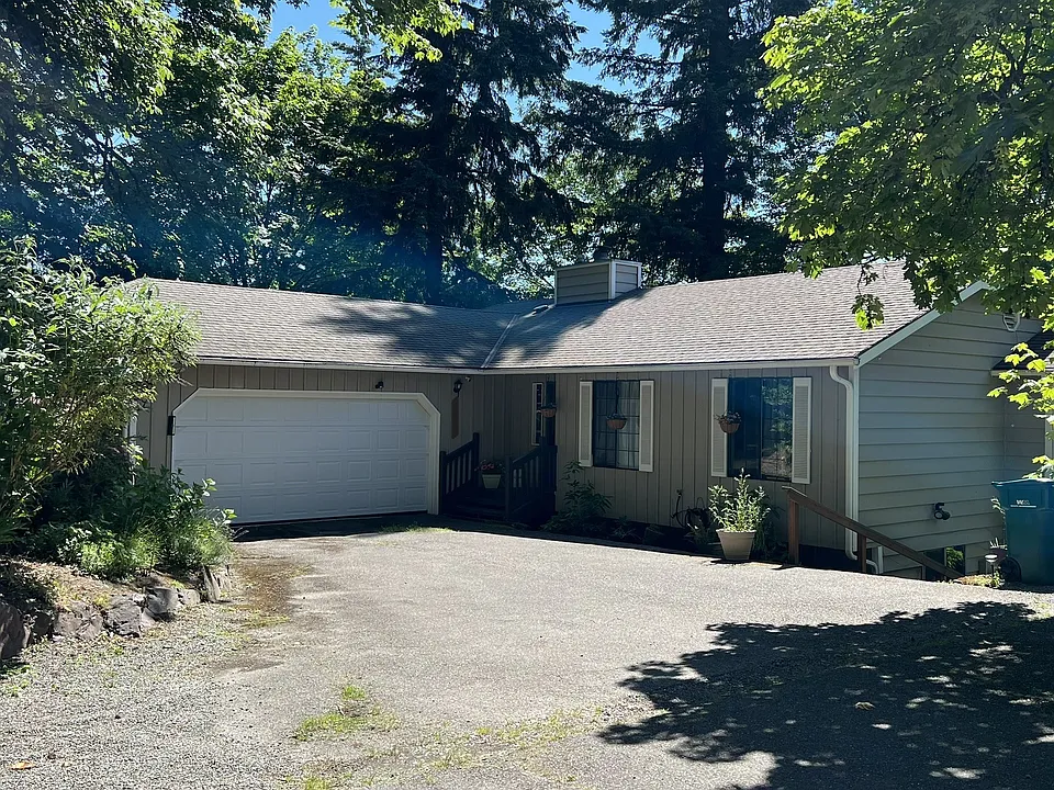 10004 Redmond Woodinville Rd NE