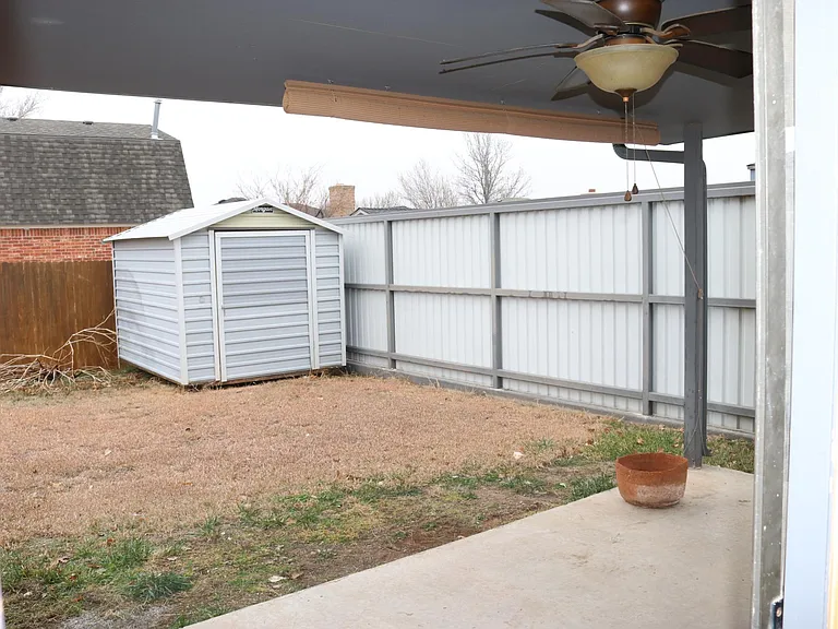6708 Chalet Ct — Photo 17