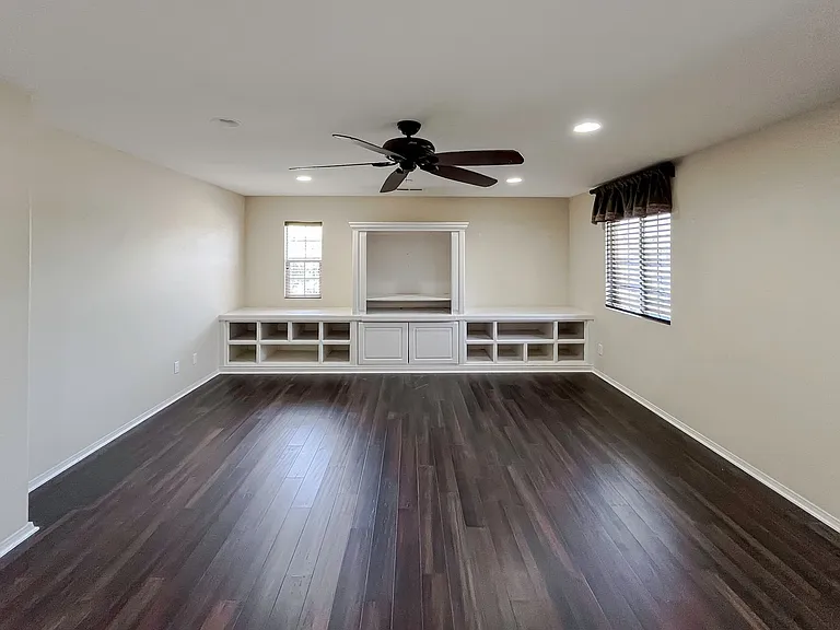 7905 Leway Dr — Photo 34