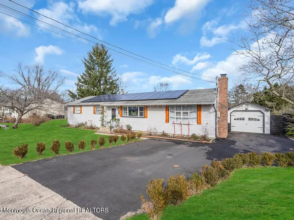 43 Alan Terrace, Howell, NJ 07731