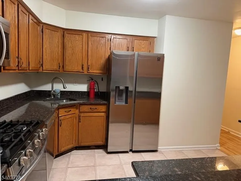 10 Leahy Ct — Photo 4