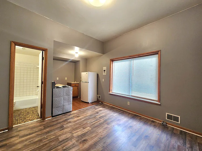 509 N Grant St — Photo 3