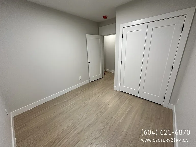 20264 27a Ave #1 — Photo 6