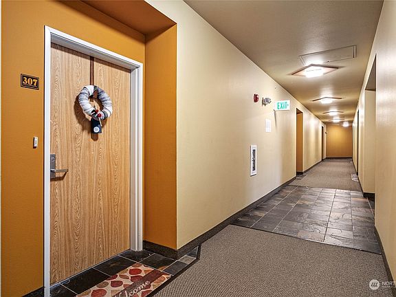 4th image of 500 Darby Drive #307