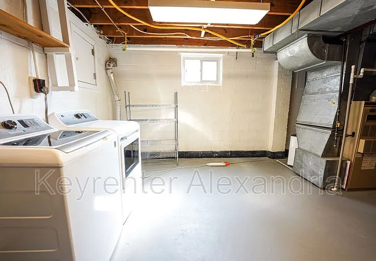 906 Neal Dr — Photo 47