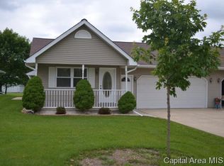 2115B Sequoia Dr, South Jacksonville, IL 62650