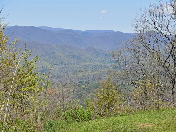 57 Timberwood Dr, Murphy, NC 28906