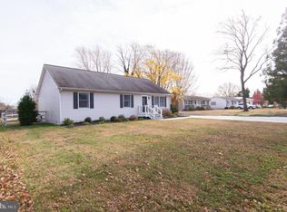 16 N Maple Ave, Ridgely, MD 21660