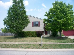 222 Hummingbird Dr, Greentown, IN 46936