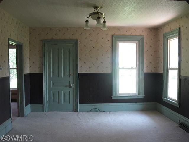2nd image of 60710 Neaman Rd