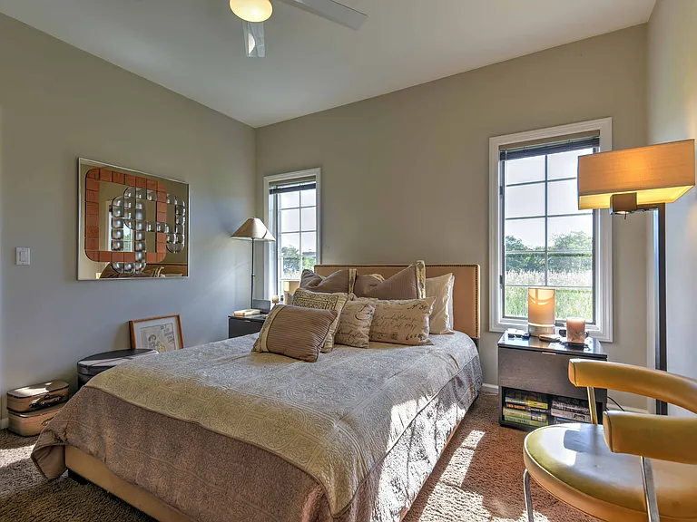 13 Bay Meadow Ln — Photo 14