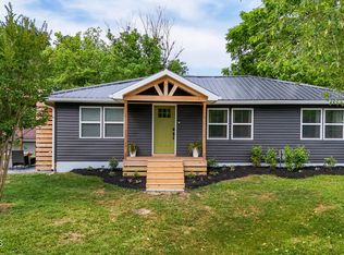 136 Massey Ln, Caryville, TN 37714
