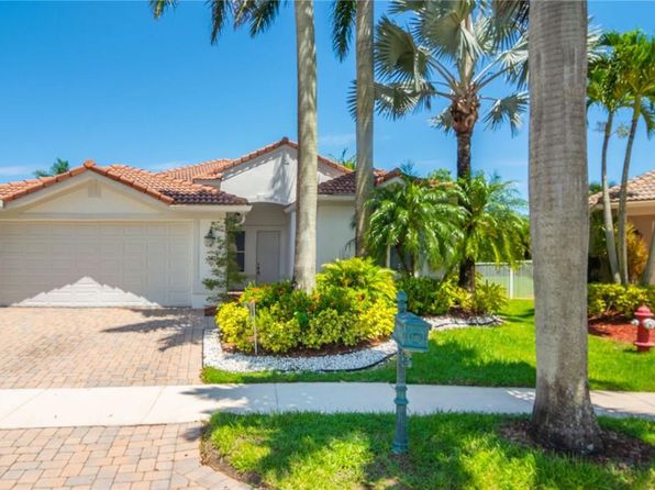 2002 Schooner Ln