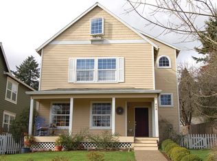 452 7th St, Lake Oswego, OR 97034