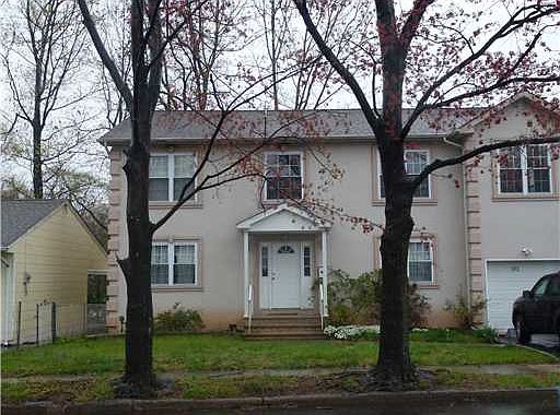 2nd image of 312 Kennedy St