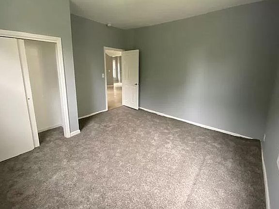 3rd image of 617 Cushing St #617
