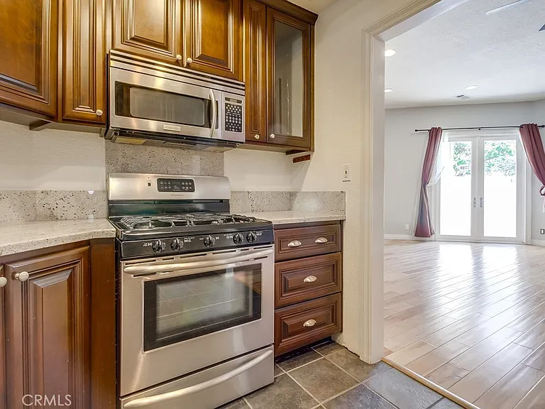 24351 Marquis Ct #302 — Photo 9