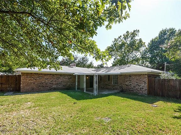 5th image of 3710 Southridge Dr