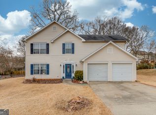 711 Baskins Cir, Winder, GA 30680