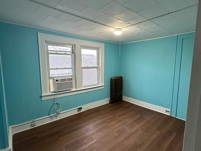 138 N 15th St #3 — Photo 7