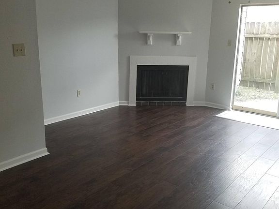 4th image of 8736 Elvin Dr