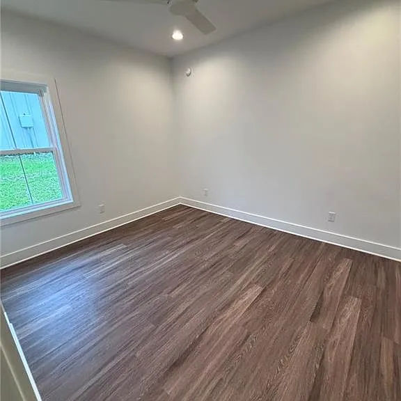 27940 Tolbert Ln E — Photo 17
