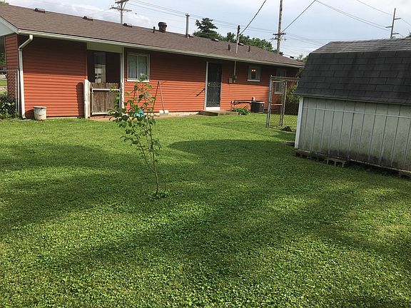 2nd image of 2903 Hikes Ln