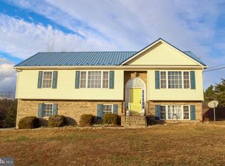 68 Scenic Dr, Capon Bridge, WV 26711