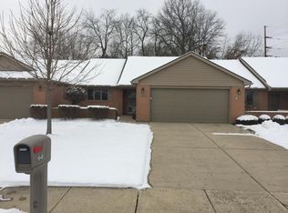1548 Deeanne Dr, Xenia, OH 45385