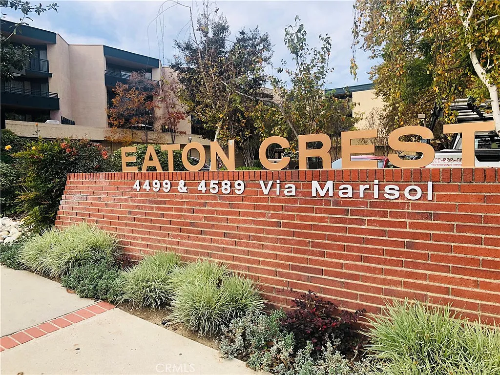 1 bed, 625 sqft, $2,400 — Photo 1