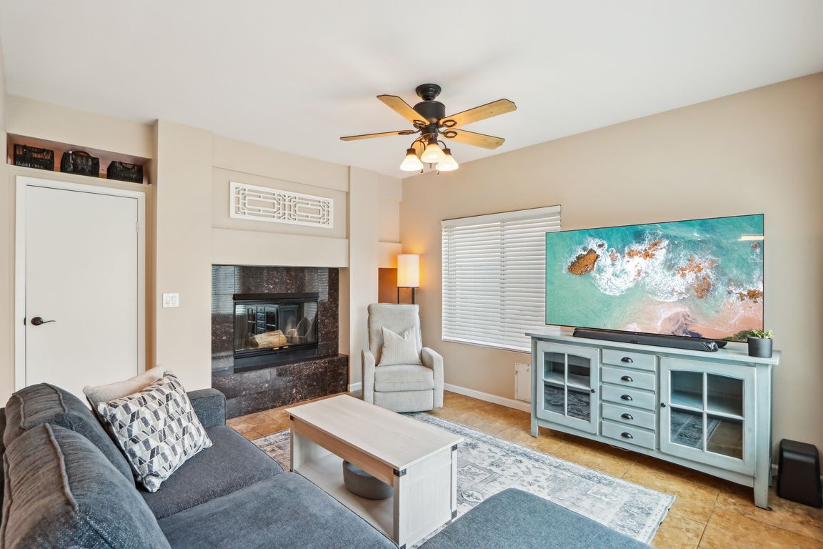N Brittany Ln-3005-013.jpg