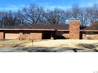 2410 Circle Dr, Bartlesville, OK 74006