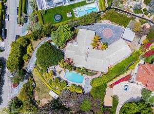 560 N Tigertail Rd, Los Angeles, CA 90049