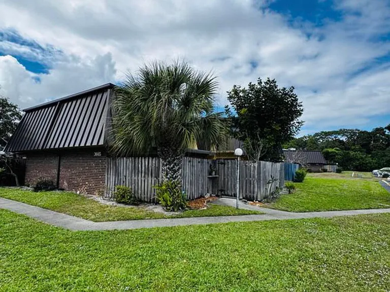 3665 Silver Lace Ln #77 — Photo 11