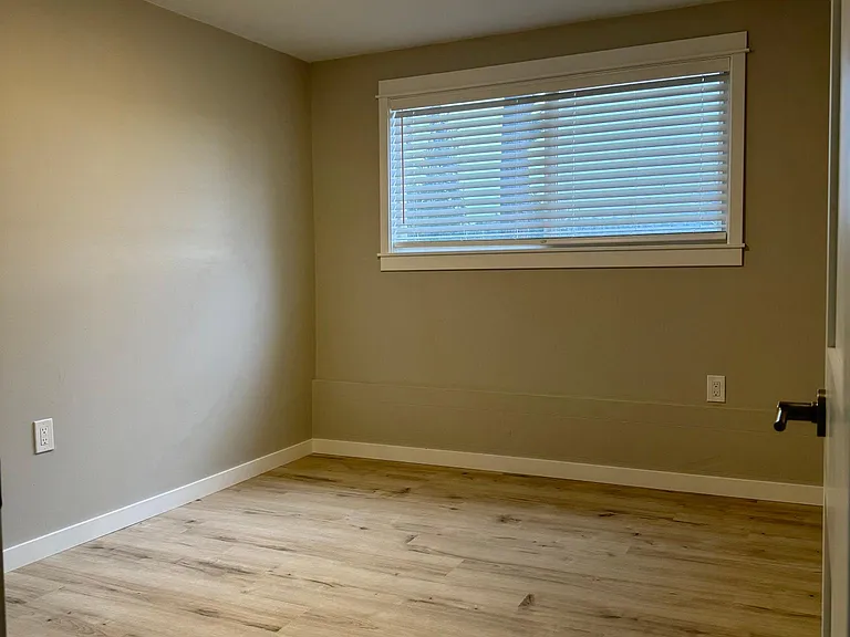 16209 Lake Hills Blvd — Photo 60