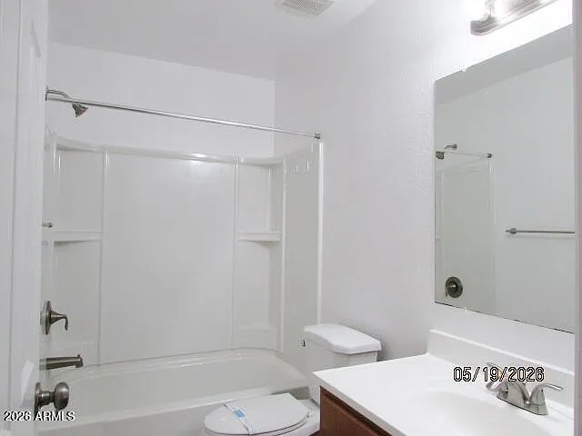 5763 W Freeway Ln — Photo 9