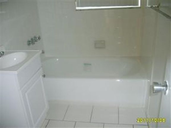 5th image of 1104 W 24th St