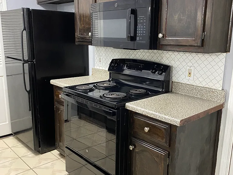 1531 Sunrise Ln — Photo 6