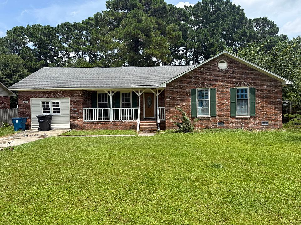 1st image of 402 Kershaw Rd
